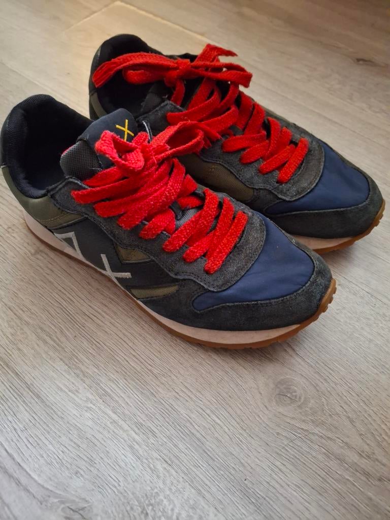 Sun68 sneakers maat 40, Kleding | Heren, Schoenen, Blauw, Ophalen of Verzenden, Sneakers of Gympen, Gedragen
