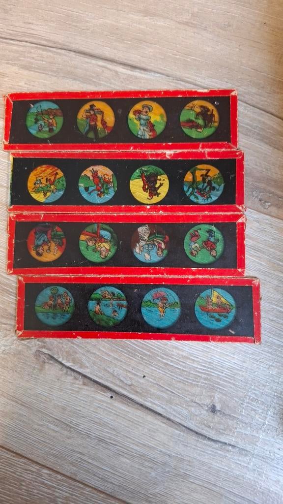 Oude filmpjes voor toverlantaarn - Diverse verhalen, Verzamelen, Fotografica en Filmapparatuur, Ophalen of Verzenden