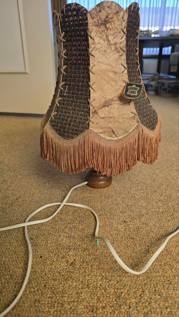Tafellamp met echt lederen kap en houten voet, Ophalen, Gebruikt, Vintage, Rustiek, Bohemian, Overige materialen