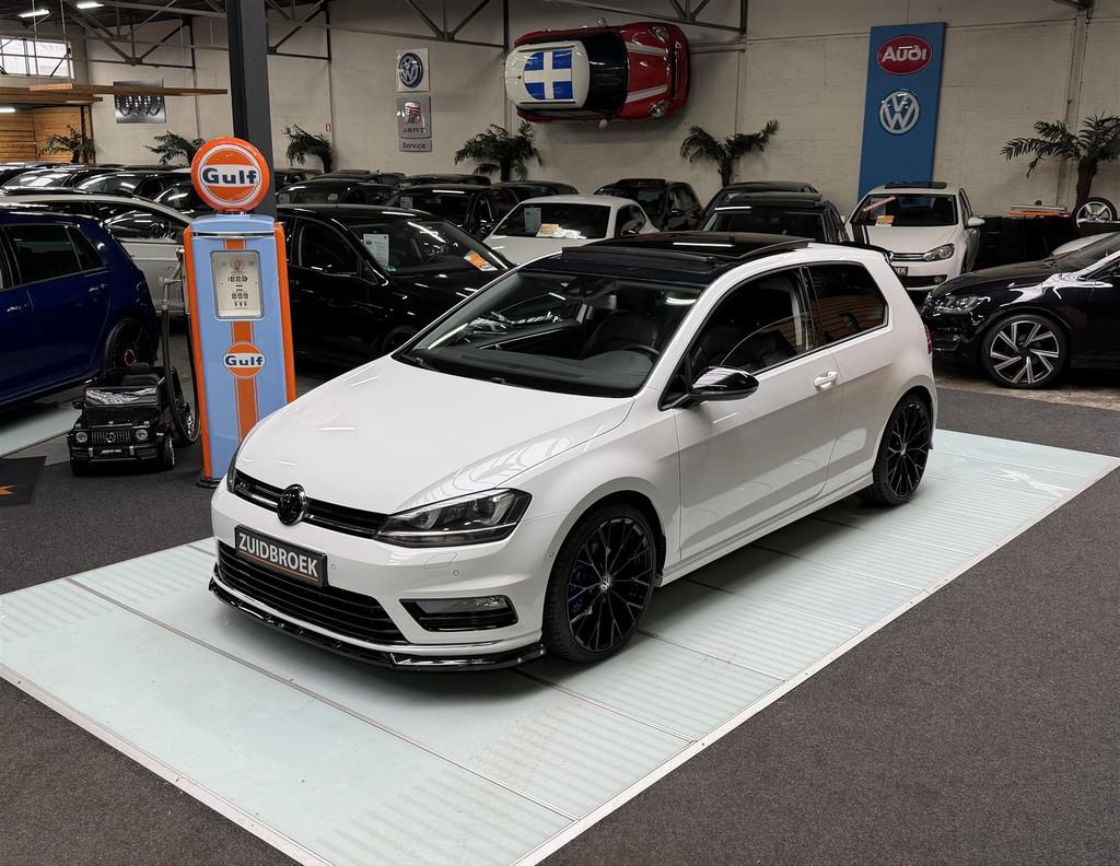 Volkswagen Golf 1.4 TSI Vol opties! Pano! Maxton! Navi! Clim, Gebruikt, 4 cilinders, 1290 kg, Bluetooth