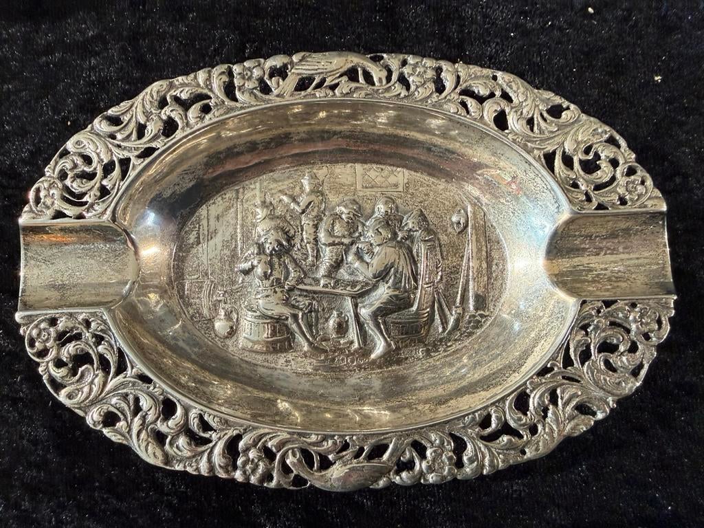 Zware Zilveren Asbak met Gedetailleerde Scène, Ophalen of Verzenden, Zilver