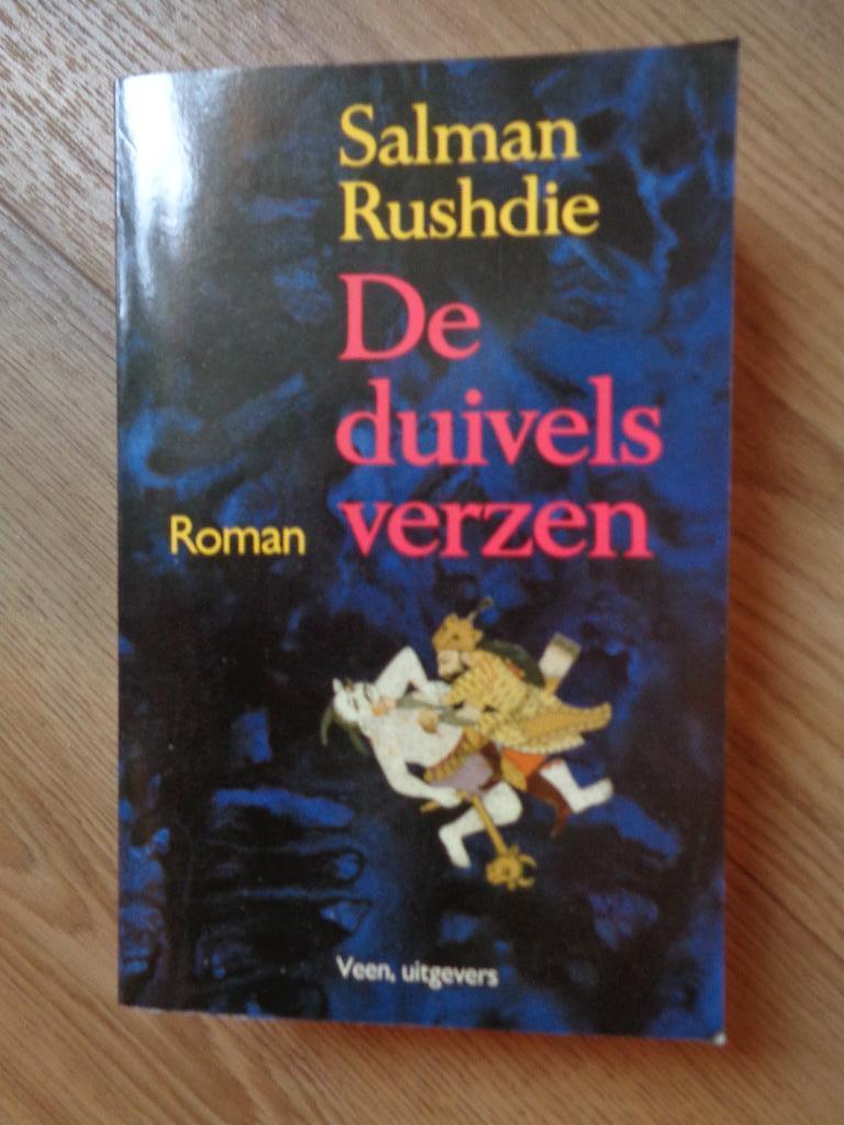 De duivelsverzen Salman Rushdie., Boeken, Ophalen, Gelezen