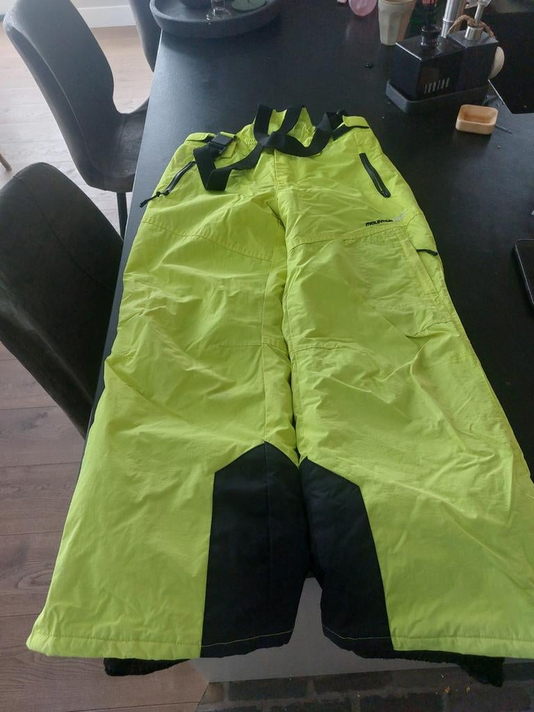 Stoere gele skibroek maat 152, Ophalen of Verzenden, Zo goed als nieuw, Overige maten, Broek