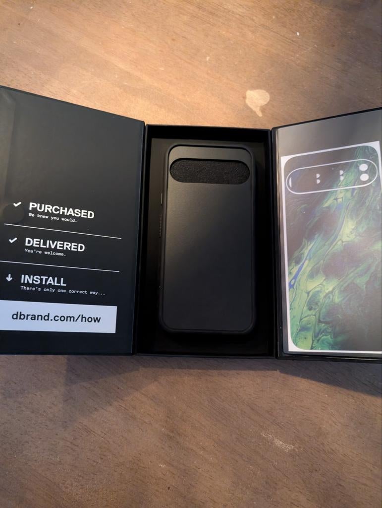 dbrand Grip Pixel 9 Pro XL - Acid, Ophalen, Nieuw, Hoesje of Tasje