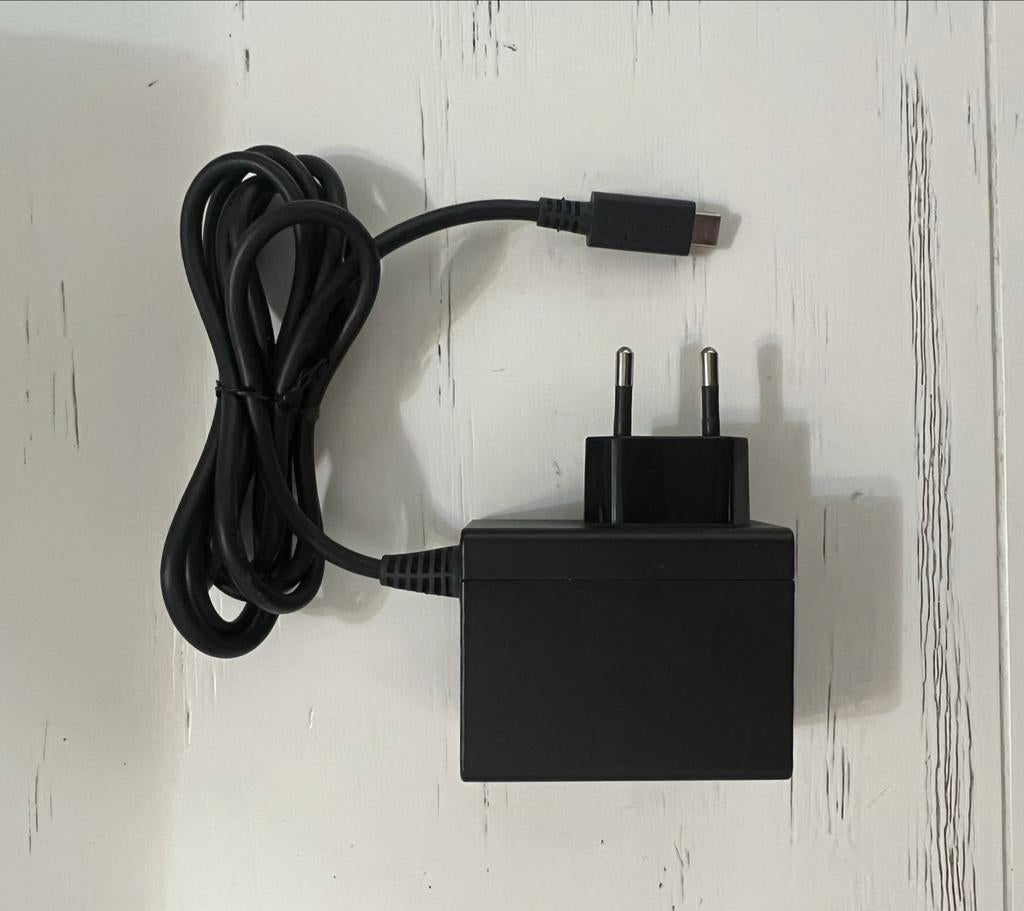 Originele Nintendo Switch Oplader, 3 spelers of meer, Ophalen of Verzenden, Gebruikt
