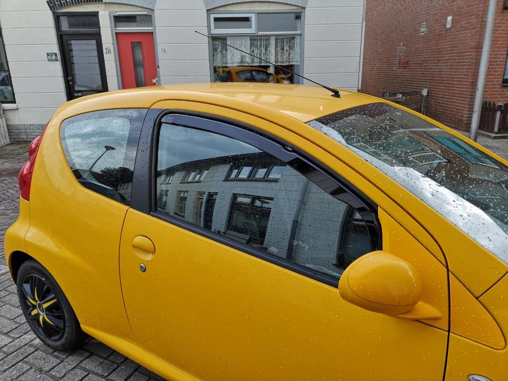 Citroen zijwindschermen raamspoilers donker pasvorm oa C1 C2, Ophalen of Verzenden, Nieuw