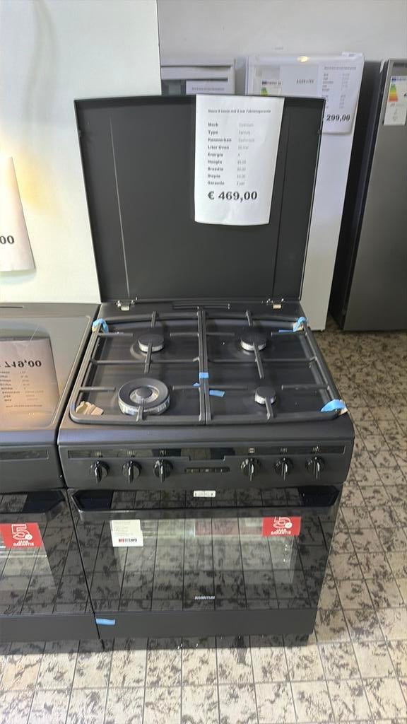 Zwart gasfornuis nieuw met wok em timer hete lucht oven, Minder dan 85 cm, Hete lucht, Nieuw, Energieklasse A of zuiniger