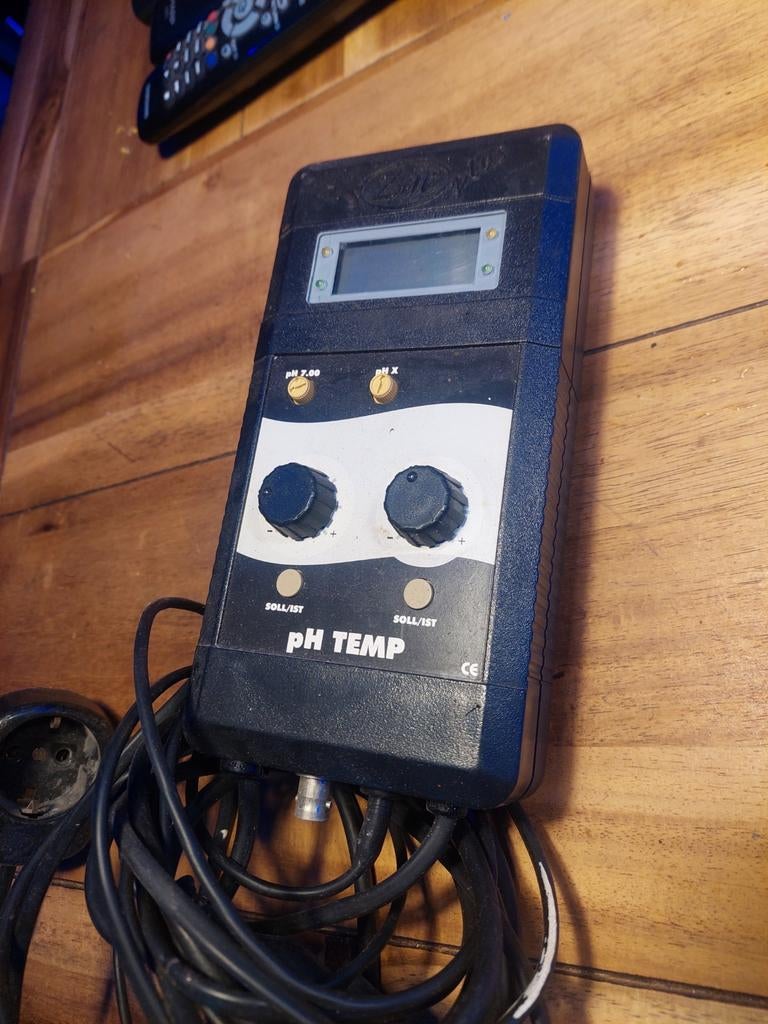 Verwarming regelaar voor wateren meerder ruimtes, Ophalen of Verzenden