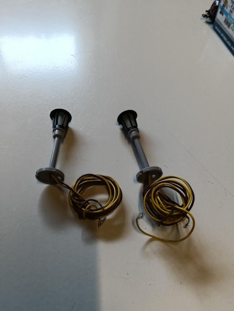 Kibri art 5660 perron verlichting 2 stuks, Overige merken, Wisselstroom, Gebruikt, Overige typen