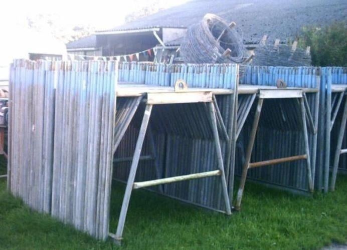 💥H-jukken stapel steiger-jukken en Bekistings-klemmen 💥, Ophalen, Gebruikt