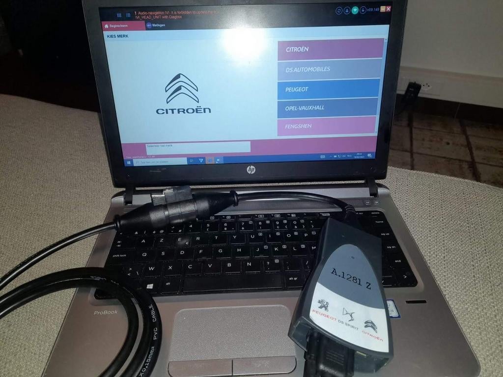 Laptop met diagbox en interface, Ophalen