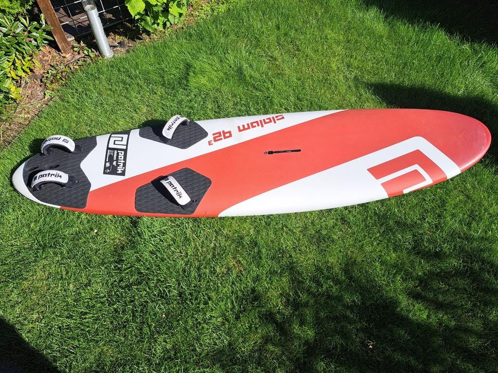 PD (Patrik Diethelm) Slalom 92v3 - Prijs verlaagd naar €275!, Watersport en Boten, Windsurfen, Ophalen, Plank