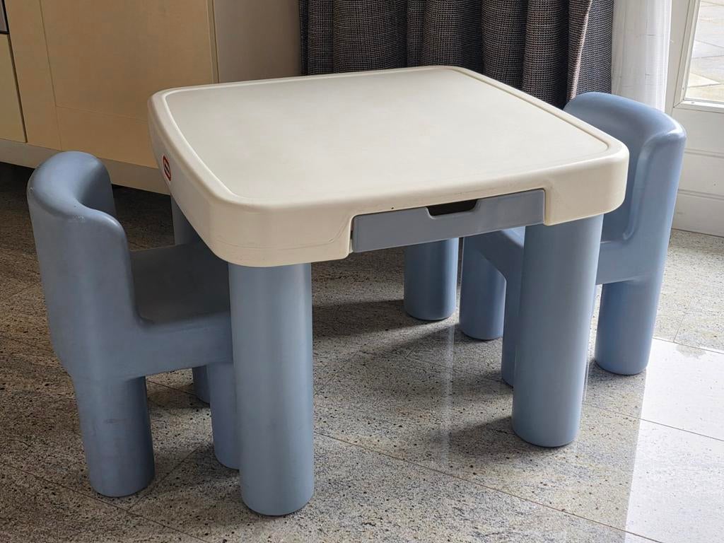 Unieke vintage Little Tikes kindertafel met twee stoelen, Ophalen of Verzenden, Gebruikt, Tafel(s) en Stoel(en)
