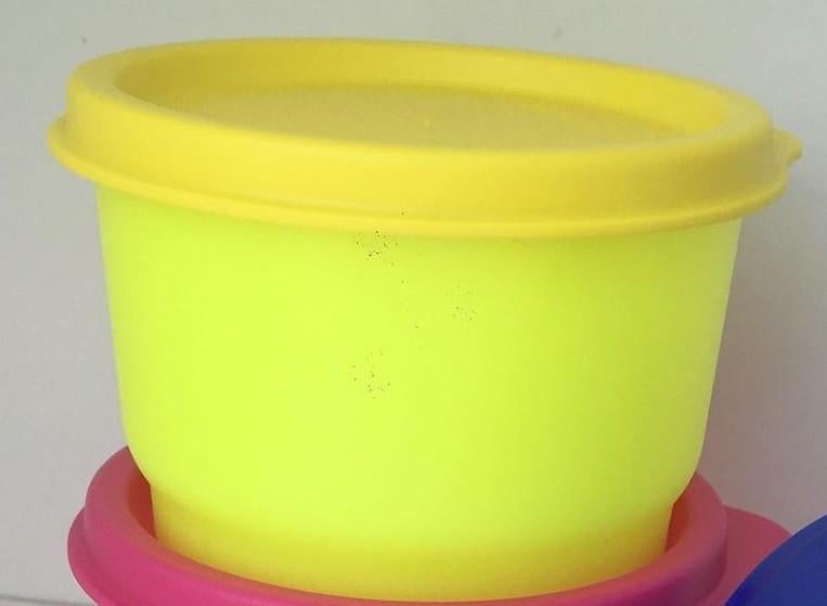 Tupperware Snack Cups Geel Nieuw Set 3, Huis en Inrichting, Keuken | Tupperware, Nieuw, Bus of Trommel, Geel, Ophalen of Verzenden