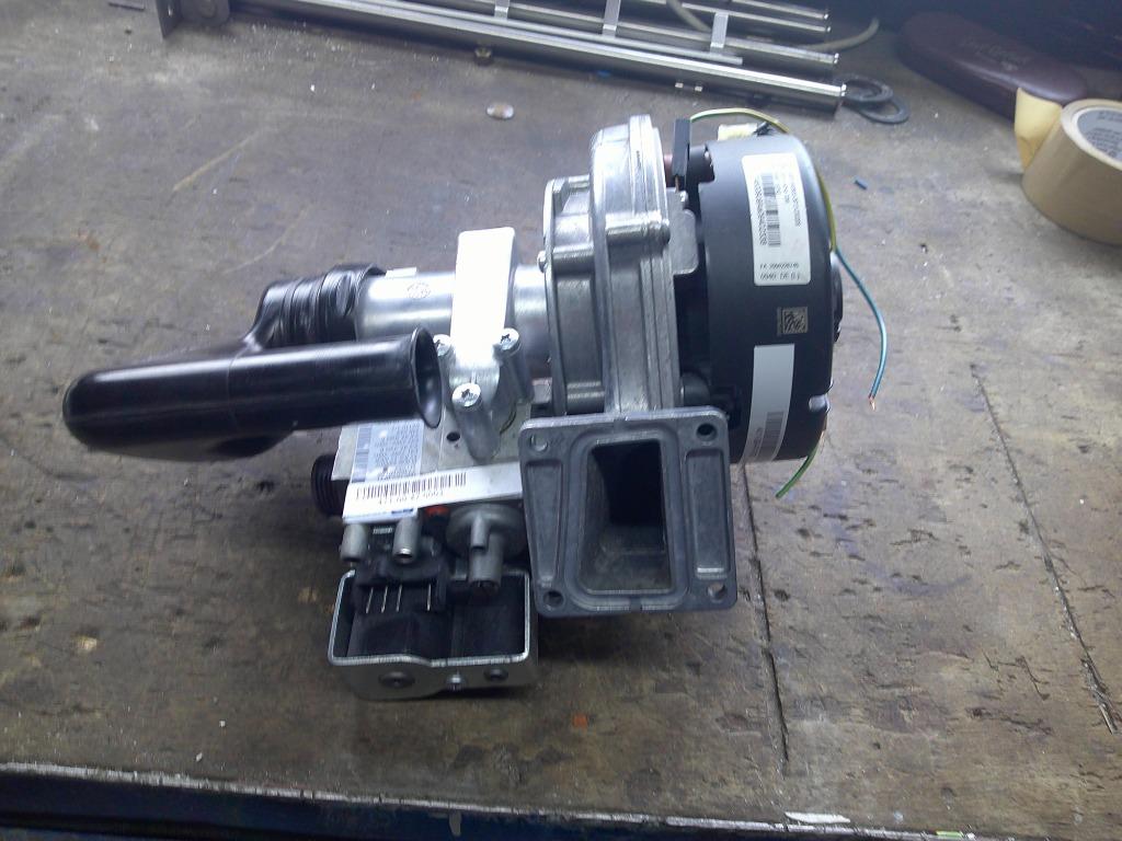 Ventilator nefit., Ophalen of Verzenden, Gebruikt