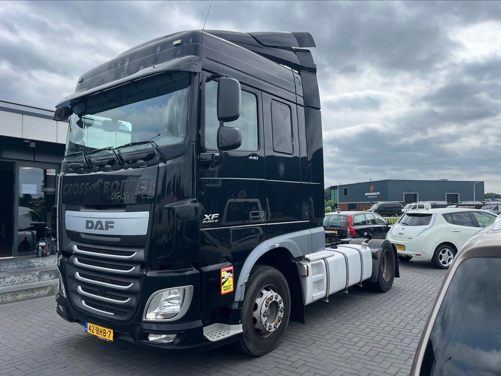 Daf XF 440 2016 970.000 km, Automaat, Zwart, Diesel, DAF