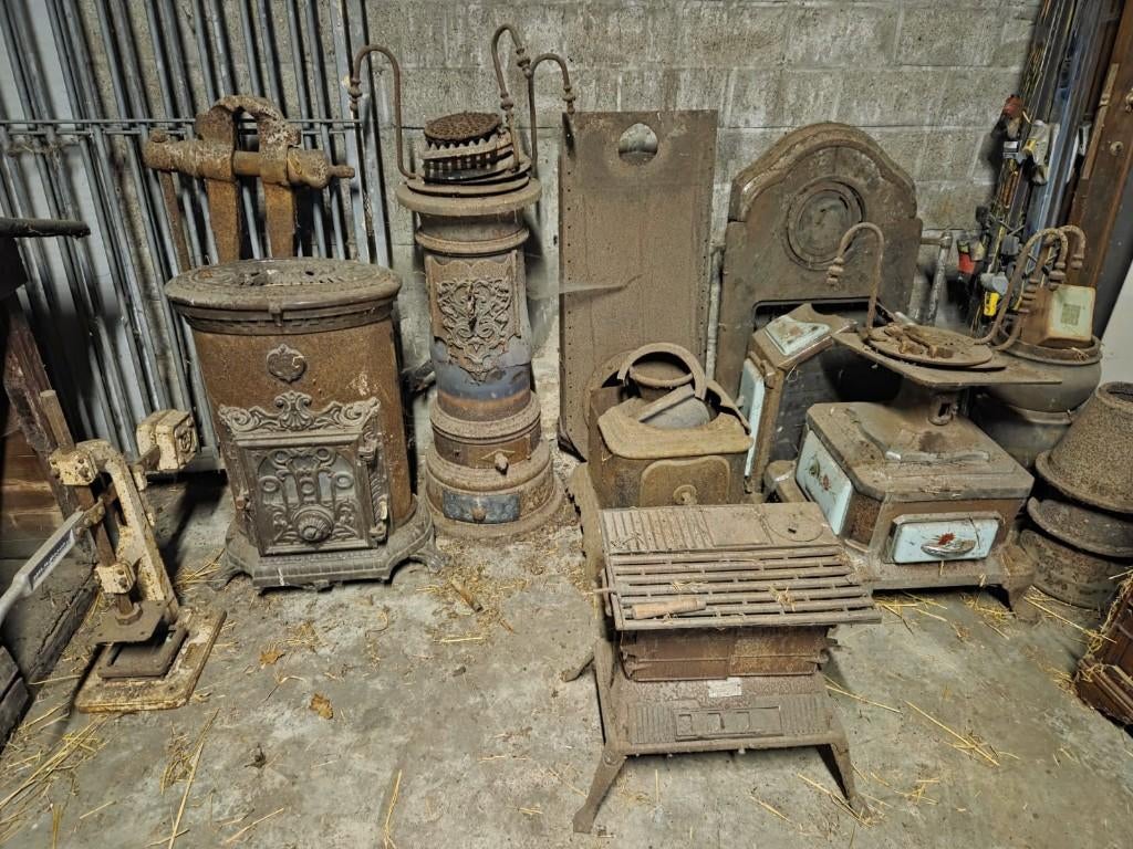 Leuvense stoof, Antiek en Kunst, Ophalen