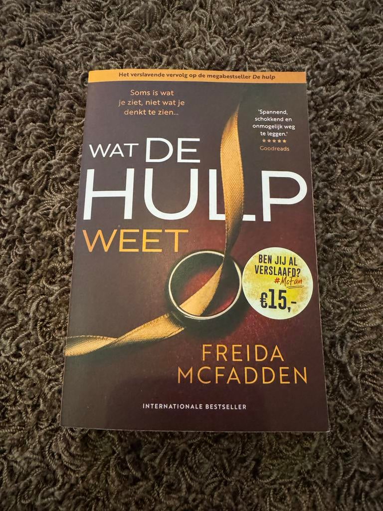 Wat de Hulp Weet - Freida McFadden, Ophalen of Verzenden, Zo goed als nieuw, Nederland