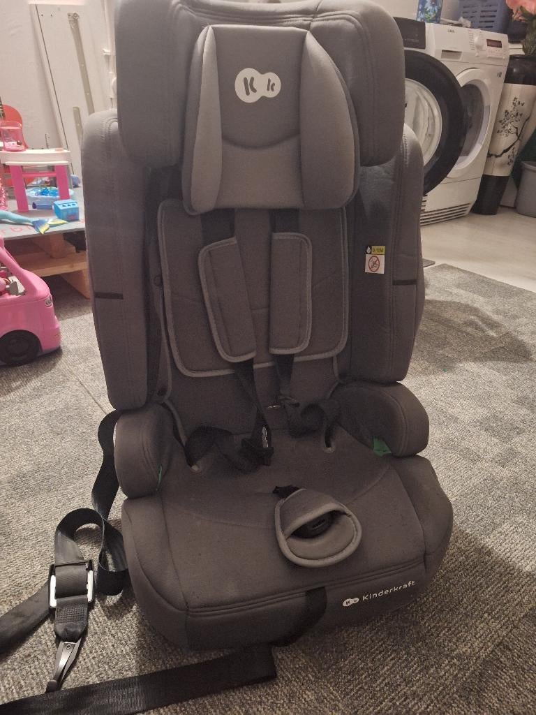 Autostoel kinderkraft, Autogordel of Isofix, 15 t/m 36 kg, Zijbescherming, Zo goed als nieuw