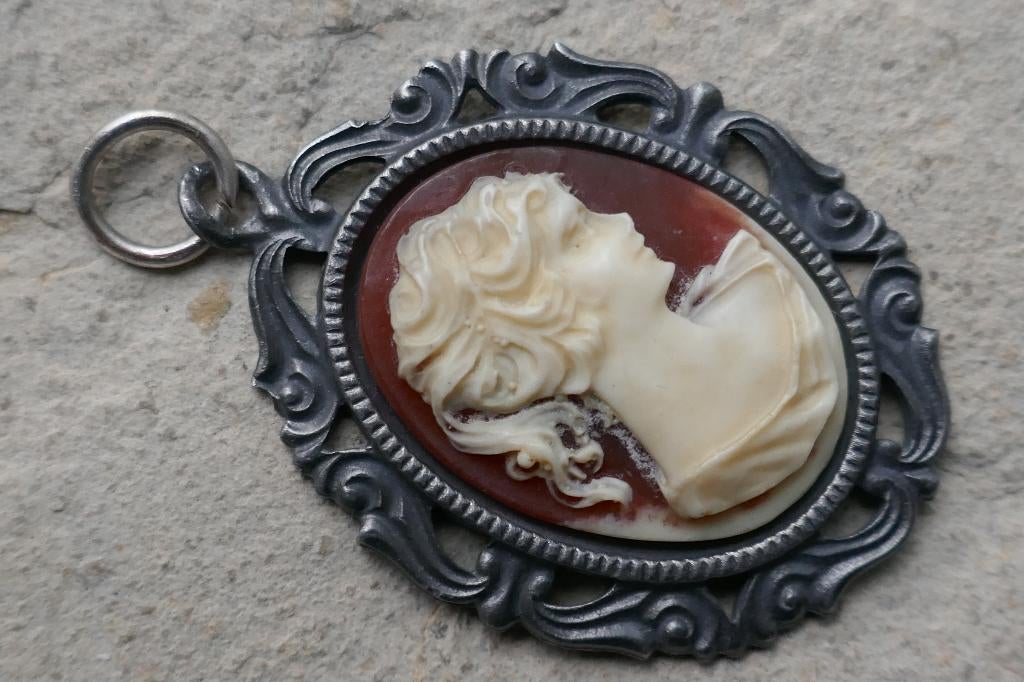 Camee Hanger, Verzenden, Overige materialen, Hanger