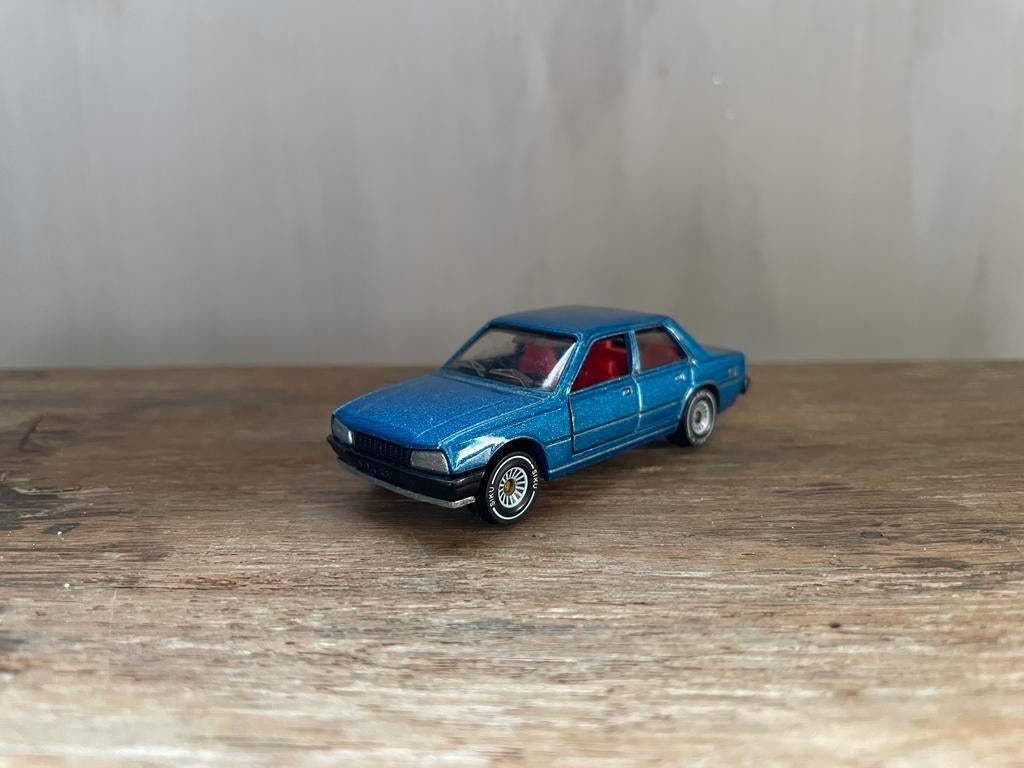 Siku 1043 - Peugeot 505 STI blauw, Ophalen of Verzenden, Nieuw, Auto, SIKU