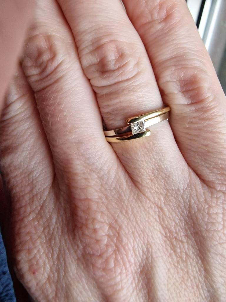 Prachtige (verlovingsring) 18 krt bicolor ring met diamant!, Ophalen of Verzenden, Zo goed als nieuw, 17 tot 18, Dame