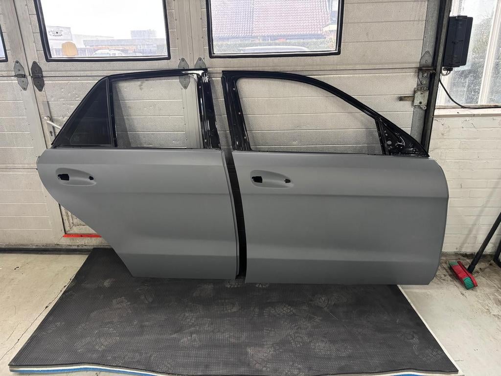 Set van 2 deuren voor een Mercedes GLE 350 W166 (2017), Ophalen, Gebruikt, Deur, Mercedes-Benz