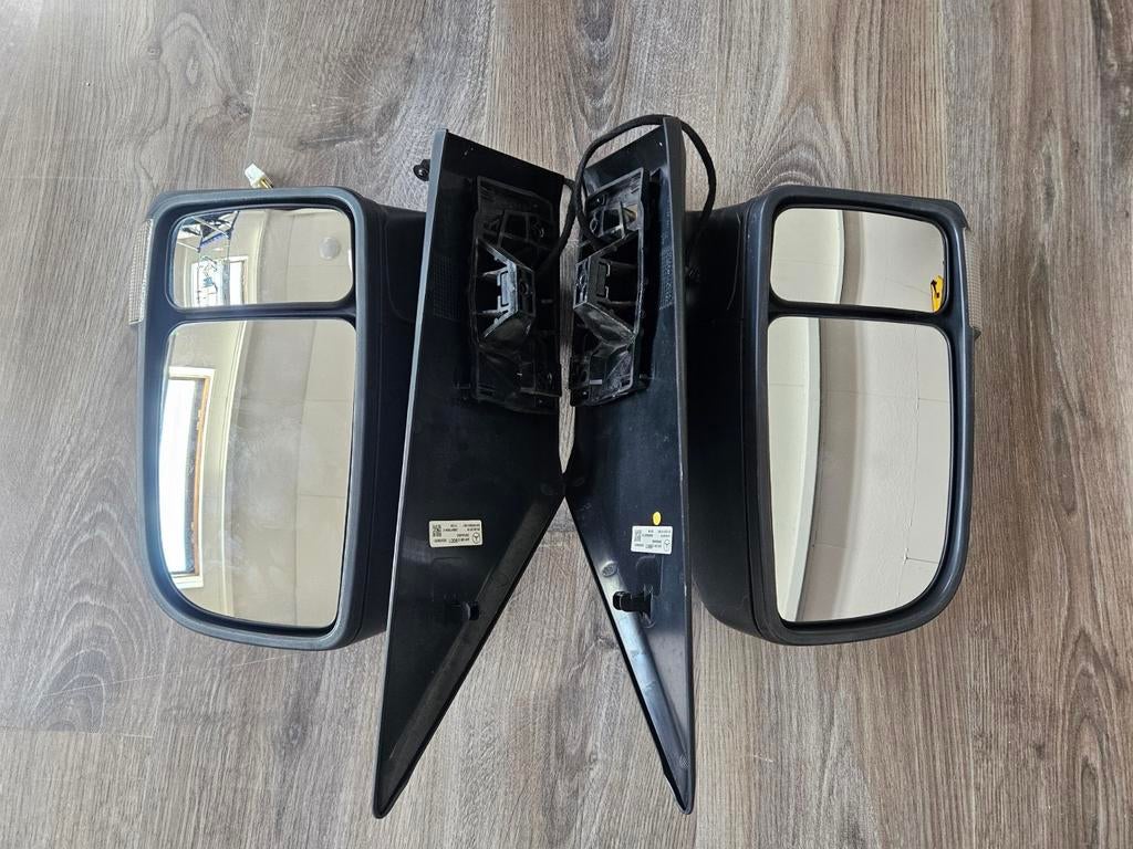 Mercedes Sprinter W907 spiegels links + rechts, Auto-onderdelen, Ophalen, Mercedes-Benz