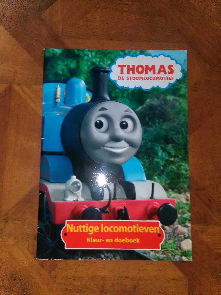 Thomas de trein Nuttige locomotieven kleur en doeboek, Boeken, Ophalen of Verzenden, Nieuw, Jongen of Meisje, Fictie algemeen
