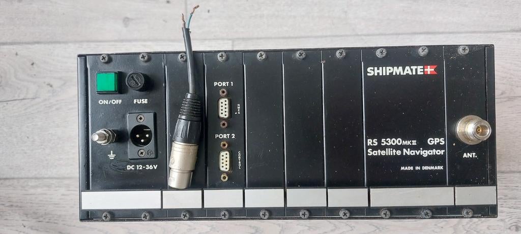 Simrad/shipmate RS5300 MK2 Satelliet navigator, Ophalen of Verzenden, Zo goed als nieuw, Communicatie