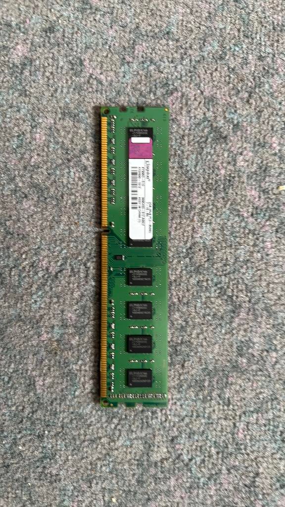 Kingston 2GB DDR3 RAM 1333MHz, Computers en Software, Ophalen, Zo goed als nieuw, DDR3, Desktop