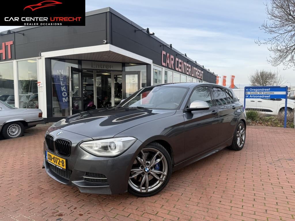 BMW 1-serie M135i Executive | €250,- KORTING PAASACTIE | n, Gebruikt, Euro 6, 320 pk, 6 cilinders