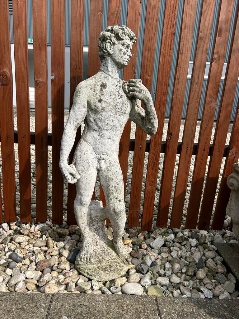 Michelangelo tuinbeeld 80  x 32 cm, Ophalen, Gebruikt, Beton, Mensenbeeld