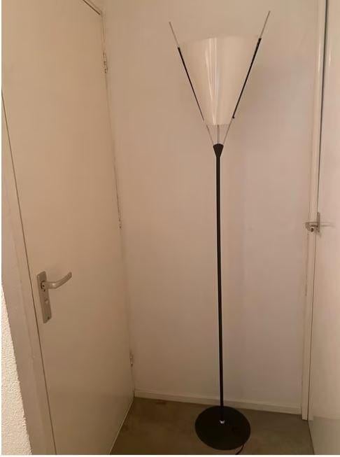 Vloerlamp Italiaans Design, Huis en Inrichting, Lampen | Vloerlampen, Ophalen, Zo goed als nieuw, Overige materialen, 150 tot 200 cm
