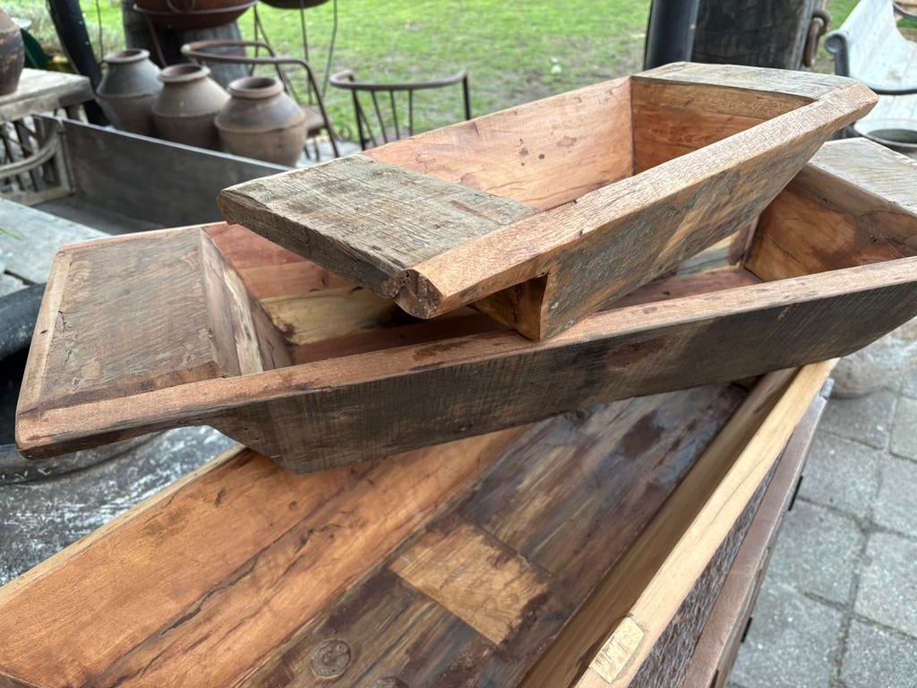 Stoere houten trog, Ophalen, Schaal, Zo goed als nieuw, Nvt