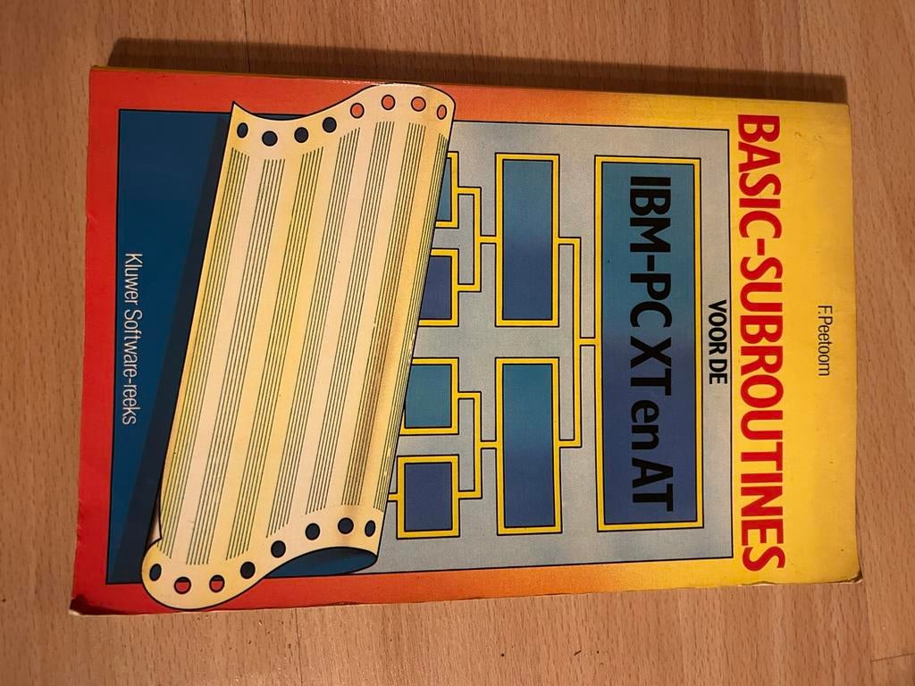 BASIC-subroutines voor de IBM-PC XT en AT – Frank Peetoom, Ophalen of Verzenden, Zo goed als nieuw, Programmeertaal of Theorie