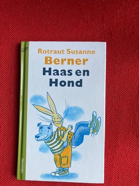 Haas en hond - rotraut susanne berner, Fictie algemeen, Jongen of Meisje, Ophalen of Verzenden, Zo goed als nieuw