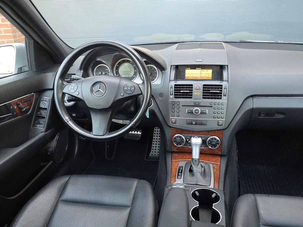 Mercedes-Benz C-klasse 300 Avantgarde 4-Matic |Dakraam |Leer, Auto's, Mercedes-Benz, Euro 5, Gebruikt, 1535 kg, Leder en Stof