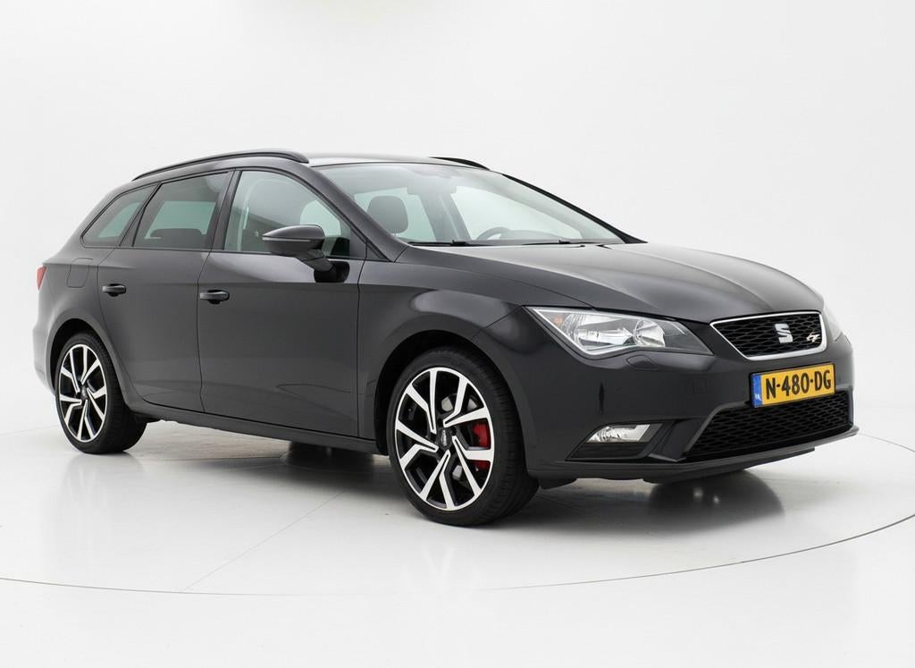 Seat Leon ST 1.2 TSI Style Business Clima/Cruise/Stoelverw!, Voorwielaandrijving, Euro 5, Gebruikt, 4 cilinders