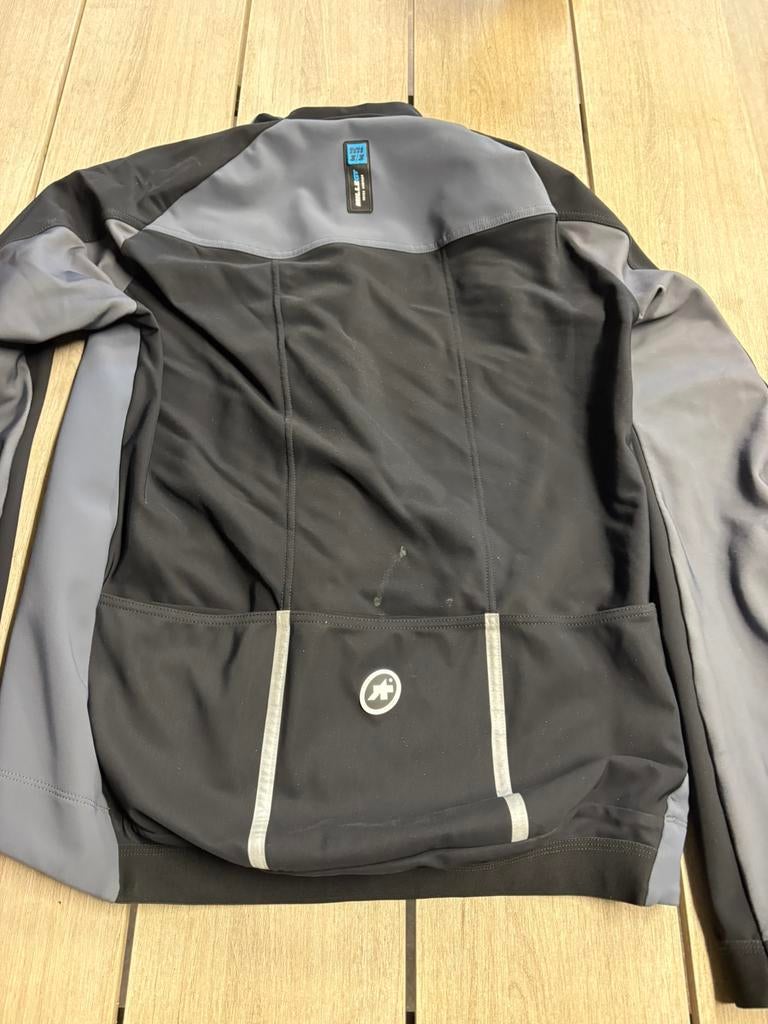 Winterjack Assos Mile GT , maat XL, Fietsen en Brommers, Fietsaccessoires | Fietskleding, Ophalen of Verzenden, Zo goed als nieuw