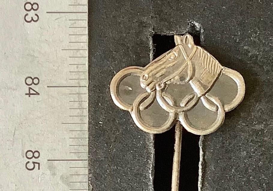 speld, Olympische spelen, paardensport (b3, Verzamelen, Verzenden, Gebruikt, Sport, Speldje of Pin