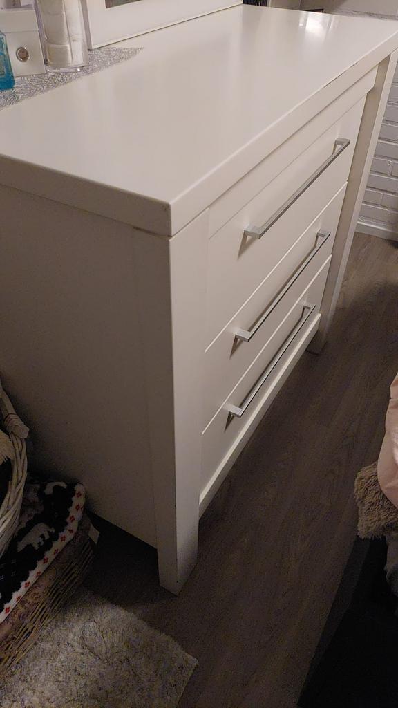 Witte commode ladekast met 3 laden - Zo goed als nieuw, Ophalen, 100 tot 150 cm, Zo goed als nieuw, 3 of 4 laden