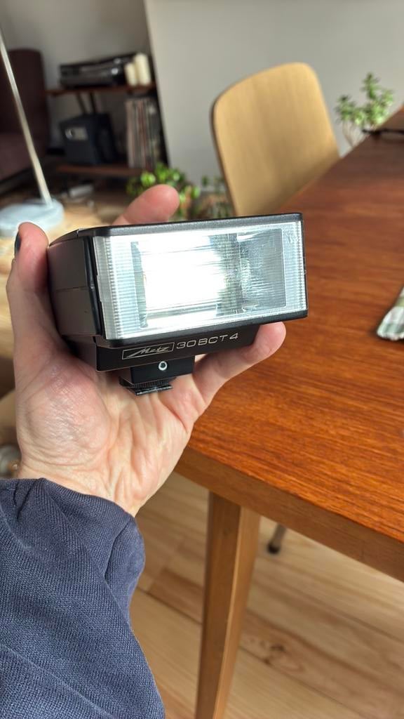 Flitser Metz Mecablitz 30 BCT4, Ophalen of Verzenden, Gebruikt, Metz