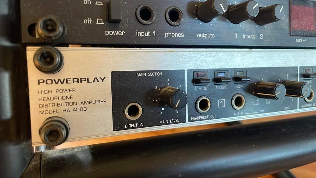 Behringer Powerplay hoofdtelefoon versterker, Ophalen of Verzenden, Gebruikt