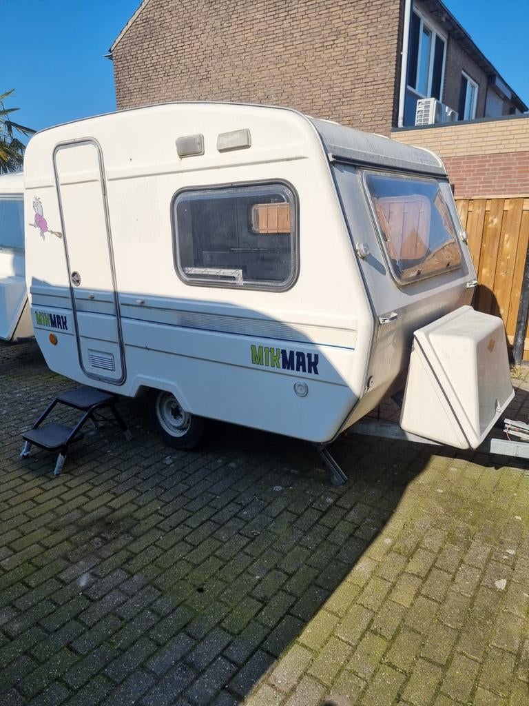 Predom N126 Polyester Caravan gerenoveerd, Koelkast, Tot en met 3, Predom, Tot 4 meter