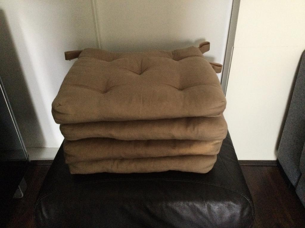 Kussens  4 stuks, Ophalen, Nieuw, Bruin, Vierkant