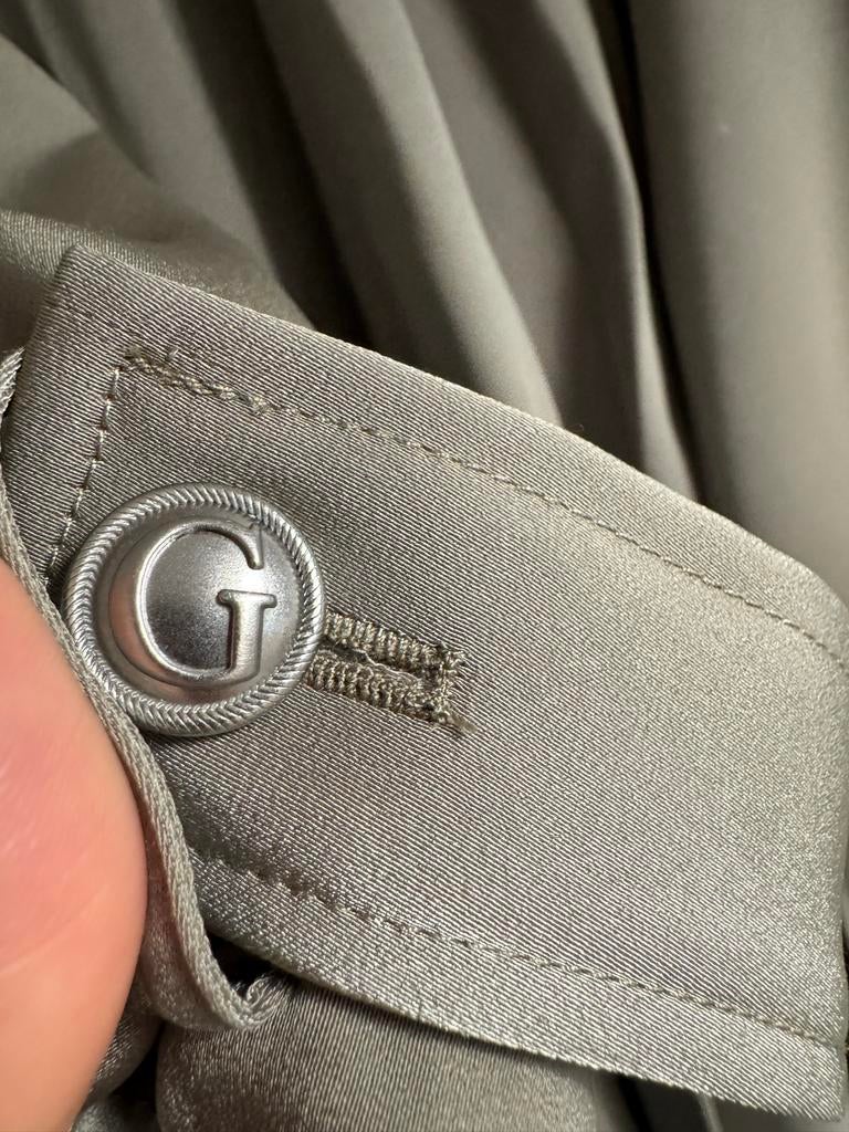 Prachtige Guess trenchcoat, lente jas, Ophalen of Verzenden, Nieuw, Maat 42/44 (L), Grijs