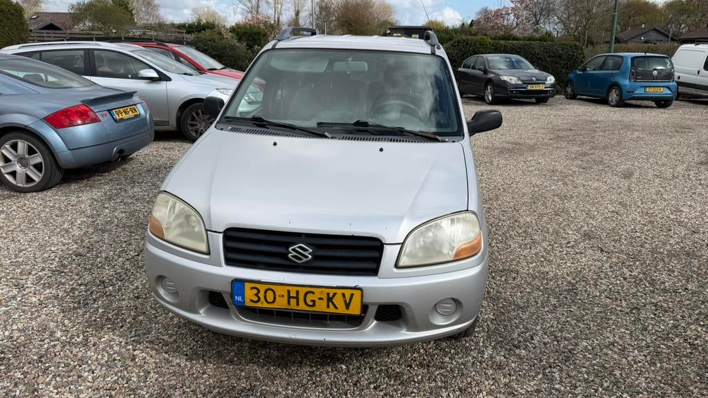 Suzuki Ignis 1.3 GL 2001 Grijs stuurbekr elektr ramen nw apk, Auto's, Suzuki, Voorwielaandrijving, 83 pk, 31 €/maand, Ignis