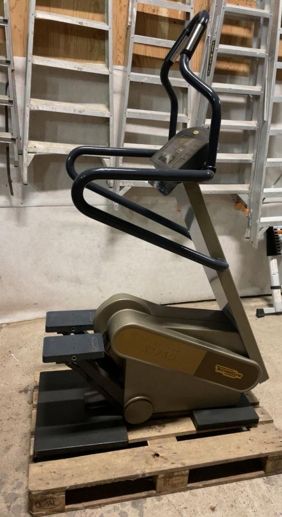 Step Technogym XT PRO 600, Ophalen, Kunststof, Gebruikt, Stepapparaat