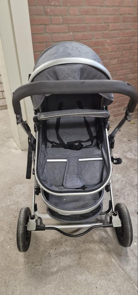 Moni Kinderwagen Grijs - Comfortabel en Compact, Ophalen, Gebruikt, Kinderwagen, Overige merken